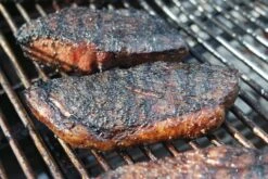 Hardcore Carnivore Black Rub 368g - Que Club -Outdoor Camping Store 11894 4